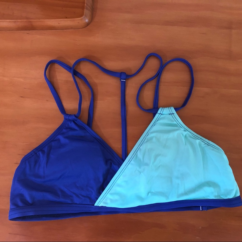 🌴 🤯2/$20! Color-block bikini! - Picture 3 of 9